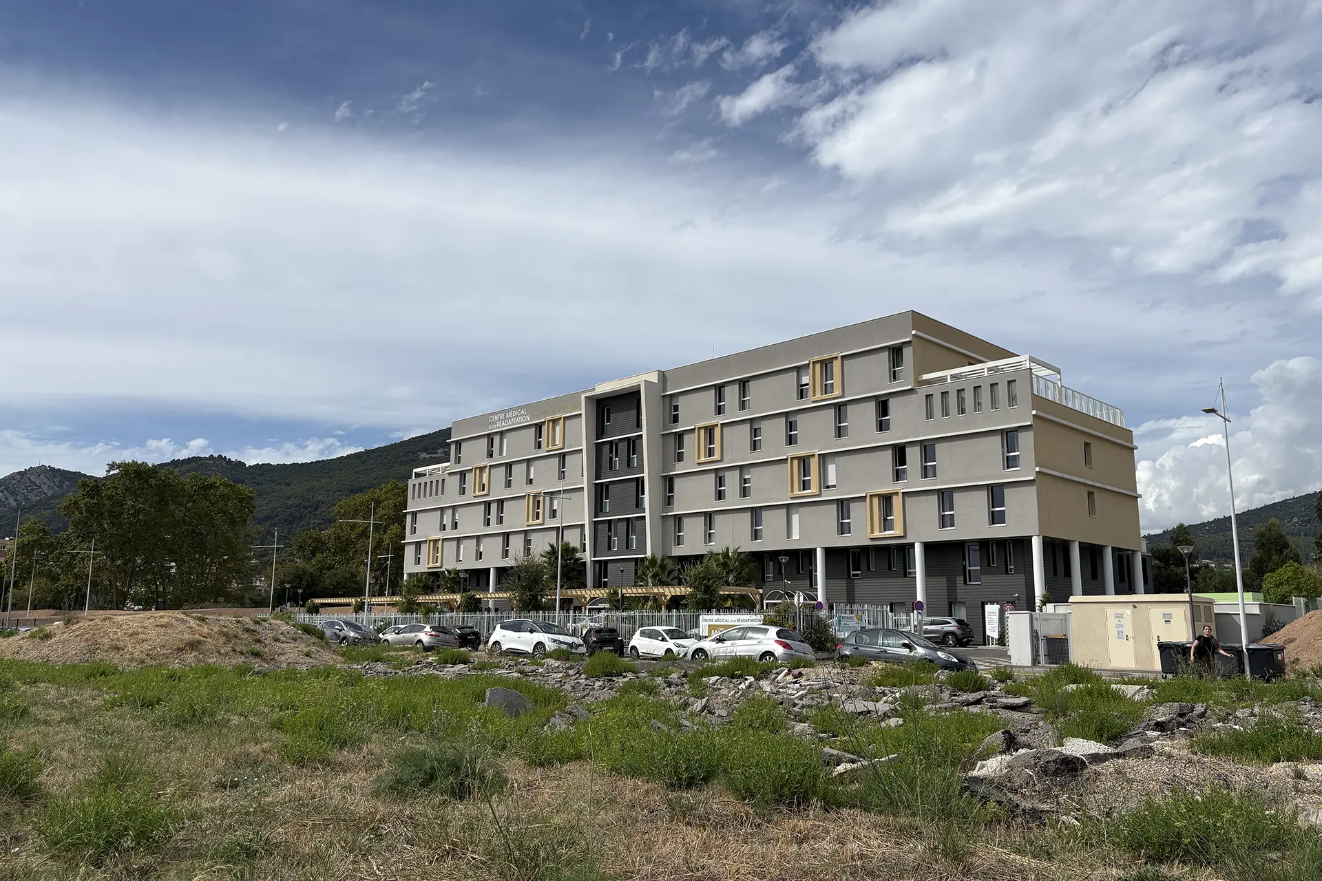 Thérapie manuelle lombo-sacrée au sein du groupe EMEIS Thérapie manuelle lombo-sacrée au sein du groupe EMEIS